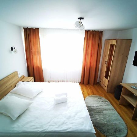 Pensiunea La Ionica Dâmbovicioara Bagian luar foto