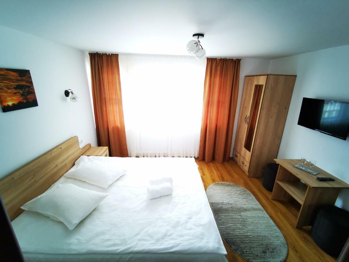 Pensiunea La Ionica Dâmbovicioara Bagian luar foto